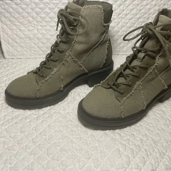 Olive Green Rocket Dog Women's boots - Picture 5 of 6